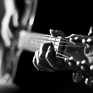 女奴玩尿孔玩屄久久网
